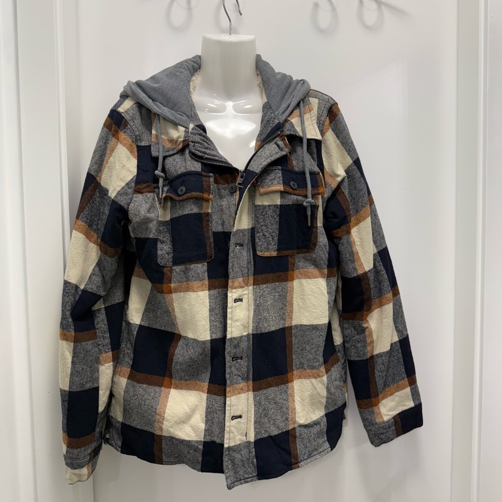 BNWOT Unisex Levi's Cozy Sherpa-Lined Jacket With Attached Hood Size M - Picture 2 of 12